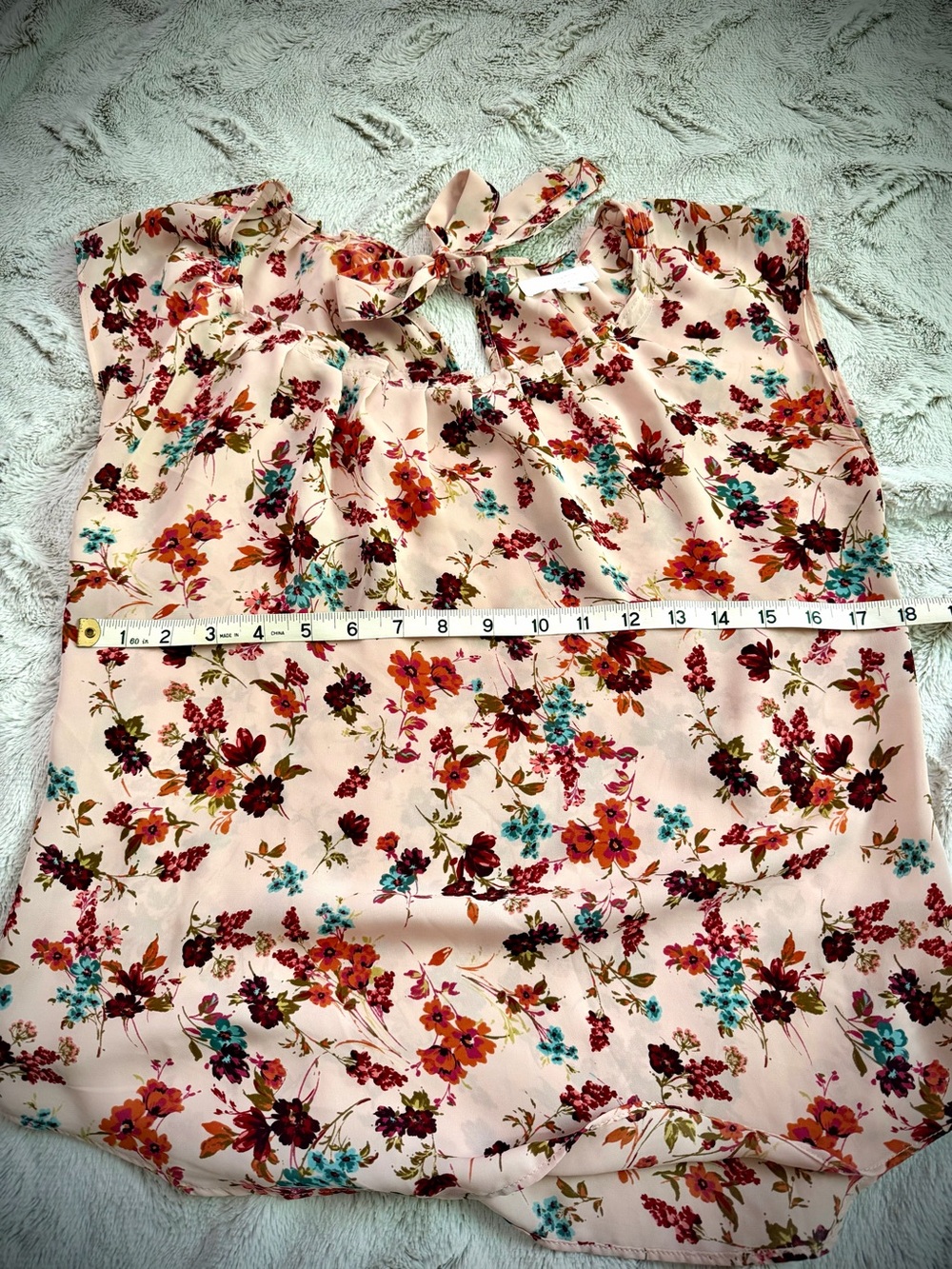 LC Lauren Conrad Blush Pink Floral Tie-Neck Shell - Picture 4 of 5